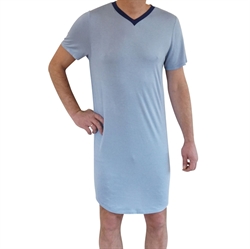 Herre natskjorte med kort ærme lyseblå str. S - 5XL - fra CareTakes